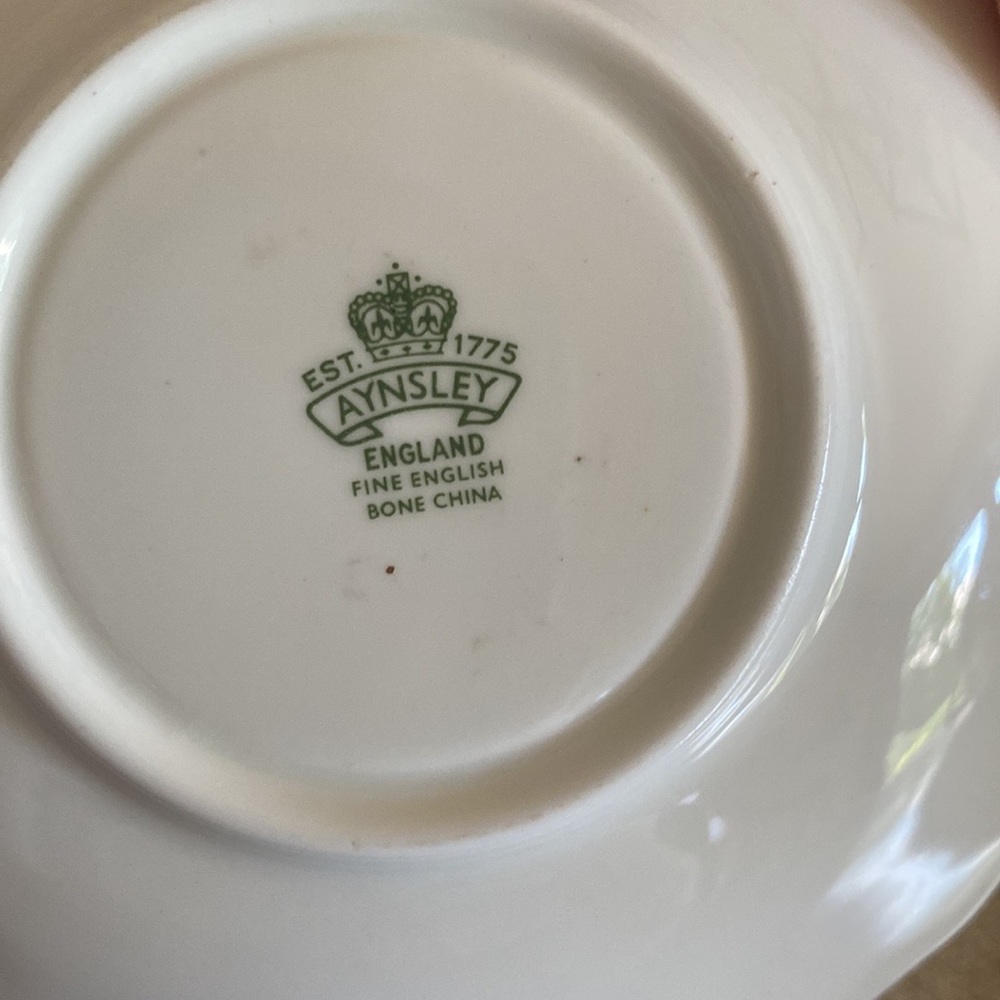 Aynsley tea set - Picture 6 of 6